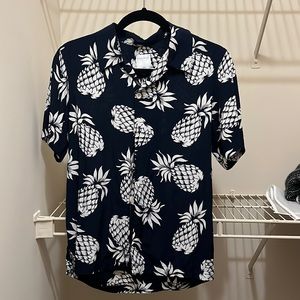 Sandro men’s shirt with pineapple print, size S